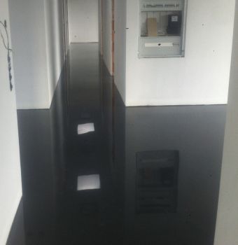 Beschichtung Schwarz  Wohnraum